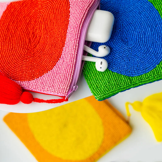 CLUTCH MIT BLAUEM KREIS