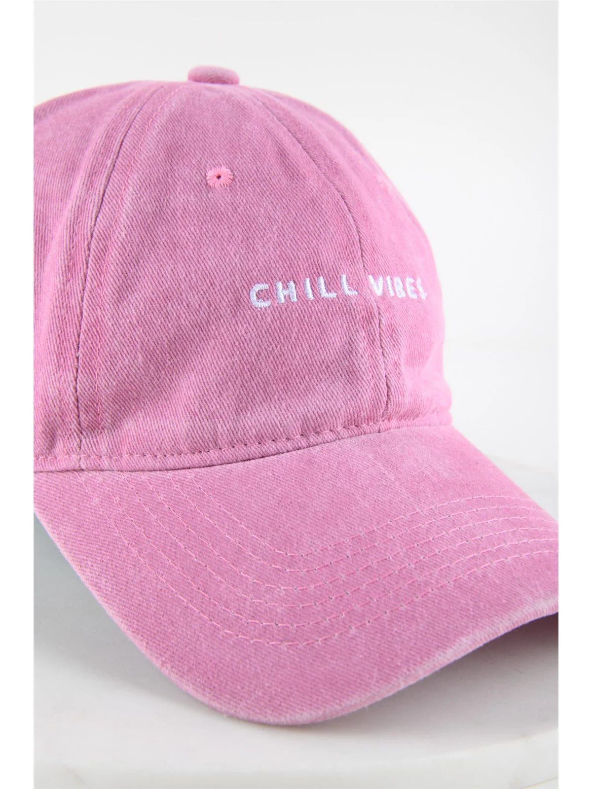CHILL VIBES CAP ROSA