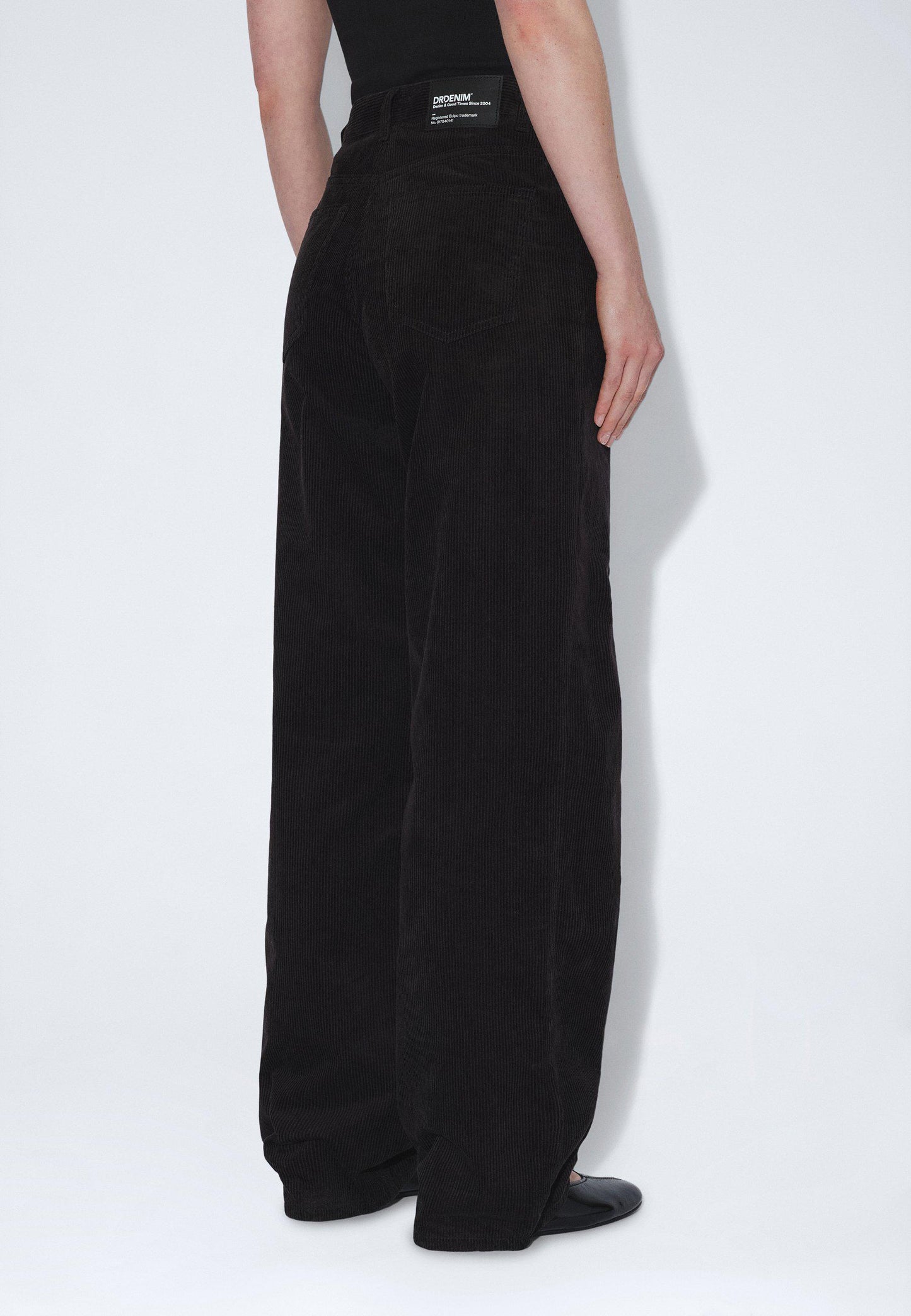 DONNA HIGH RELAXED - BLACK