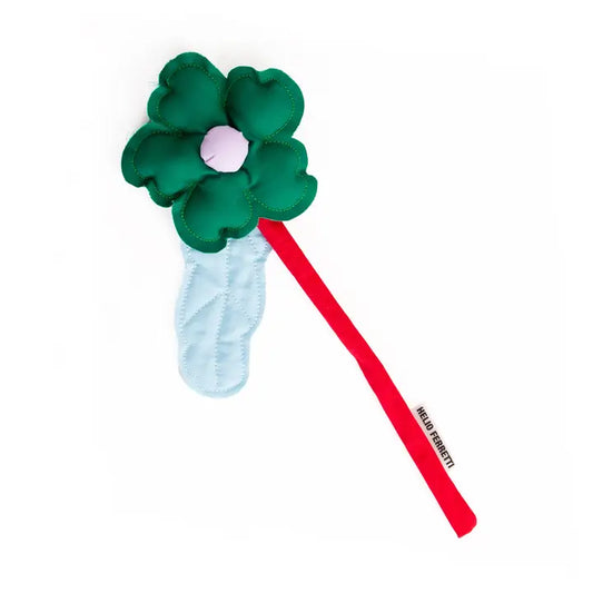 GRÜNE MAKROBLUME PUFFIG