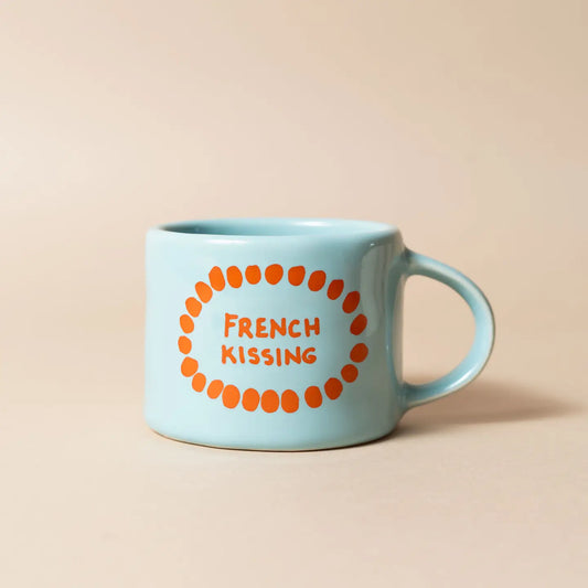 TASSE FRENCH KISSING