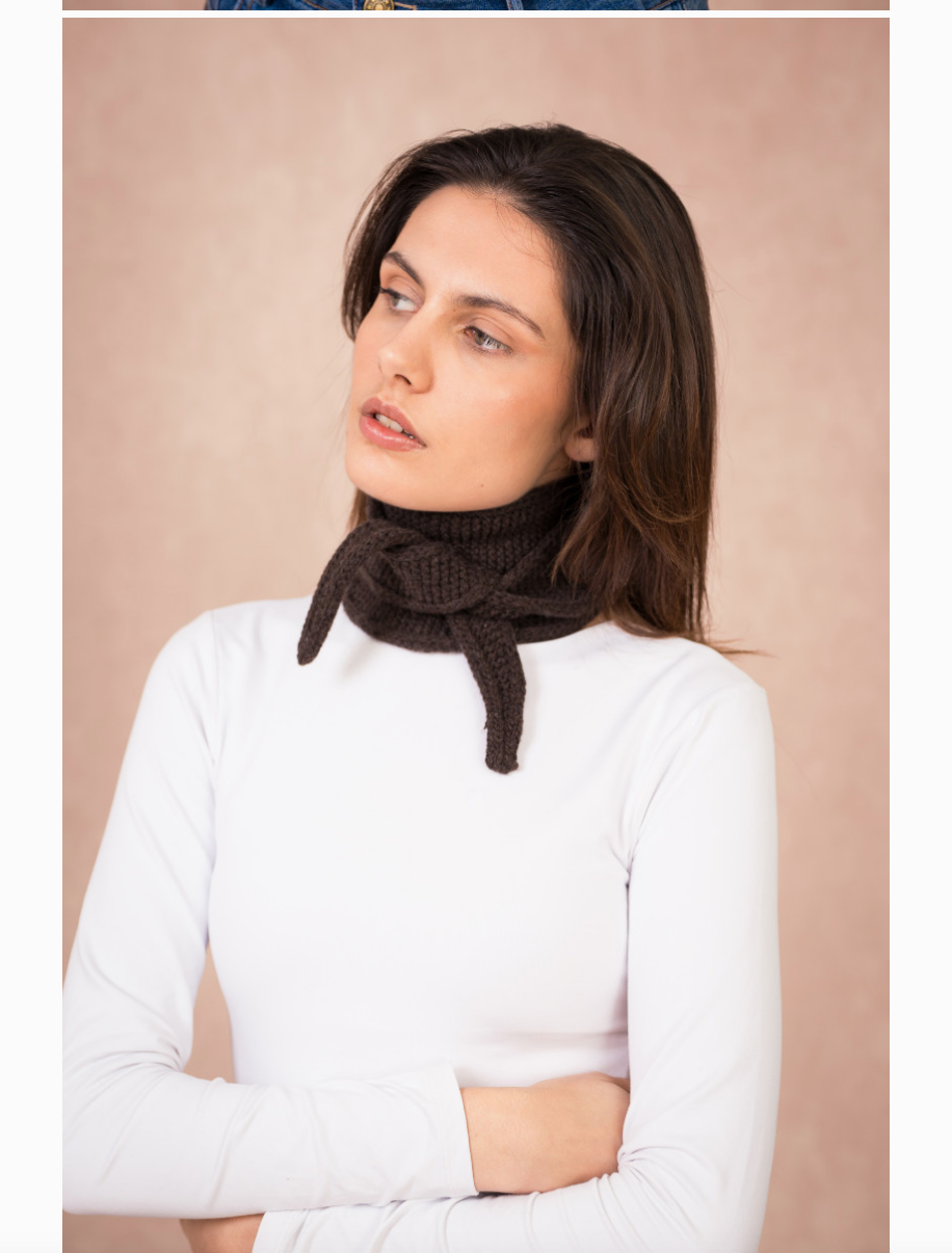 SOPHIE SCHAL CHOCOLATE