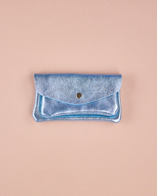 GROSSER GELDBEUTEL METALLIC HELLBLAU