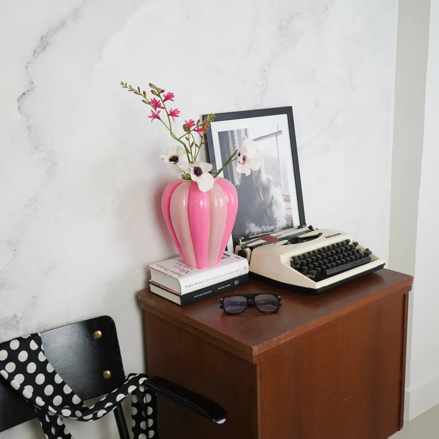 VASE SWIRL PINK ROSA