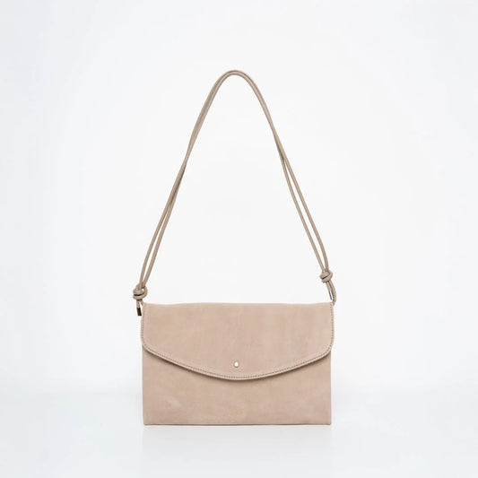 TASCHE CUTE CLUTCH - SUEDE CARAMELO